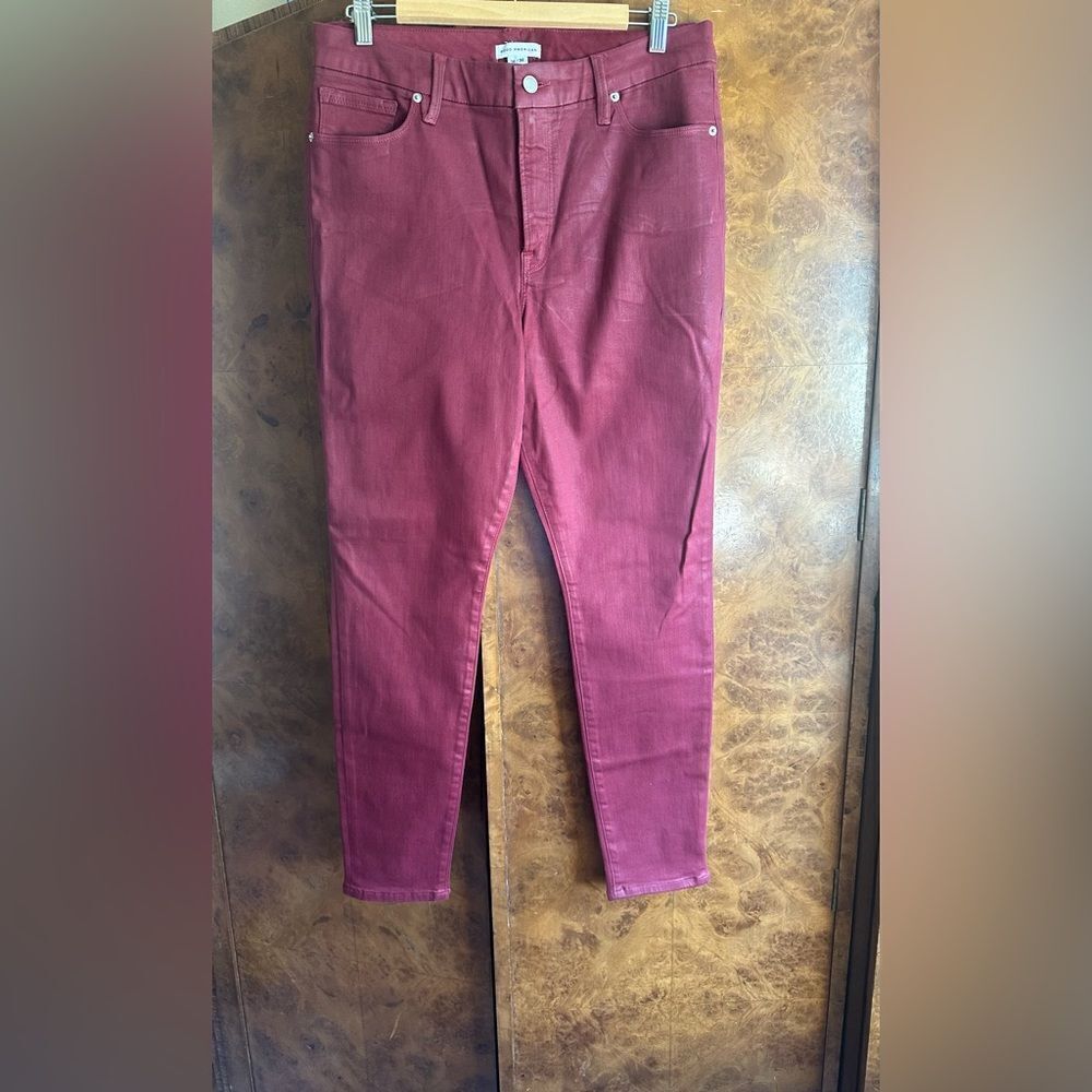 Super sexy red jeans Good American NWOT